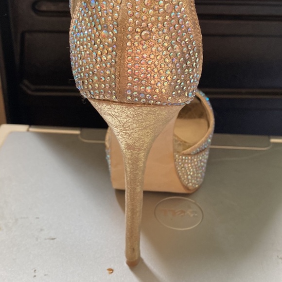 Women shoes - Picture 3 of 4